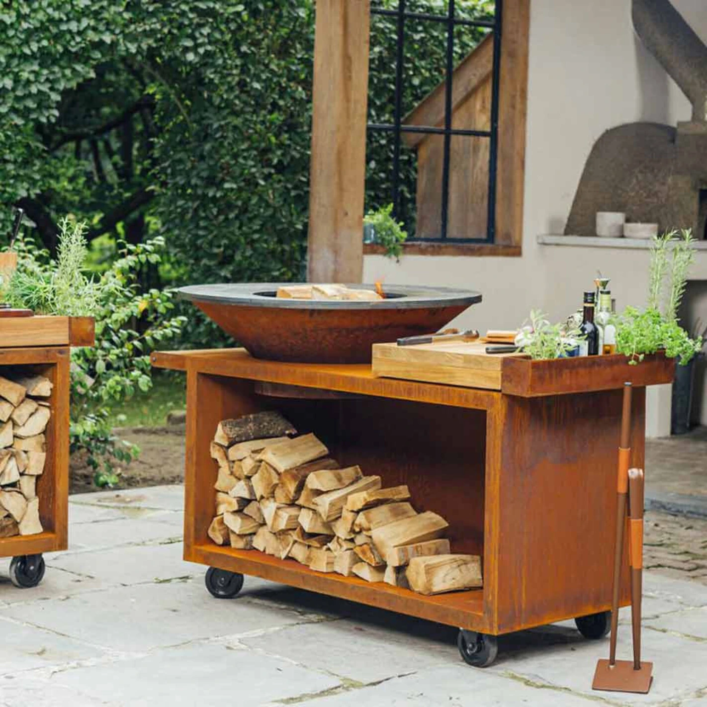 Brasero Plancha Island Corten PRO 100 Bois De Teck + Housse - Ofyr – Image 2